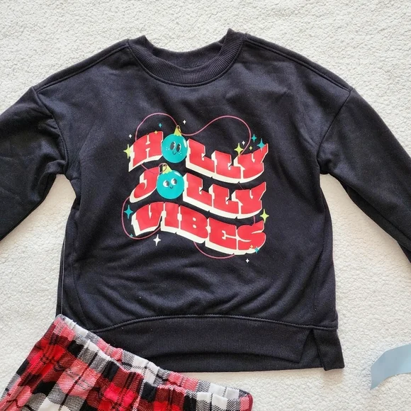 NWT Girls Christmas 2pc Holly Vibes Long Sleeve Sweatshirt Boxer Pajama Set, S 8 - Picture 3 of 8
